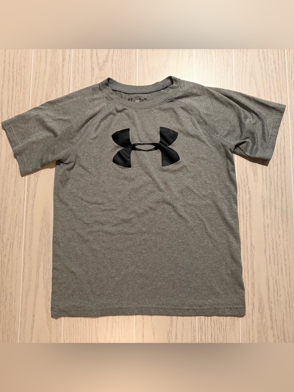 Under Armour Boys Youth Large Loose Fit Athletic Tee Gray